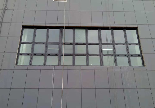铝制泄爆窗