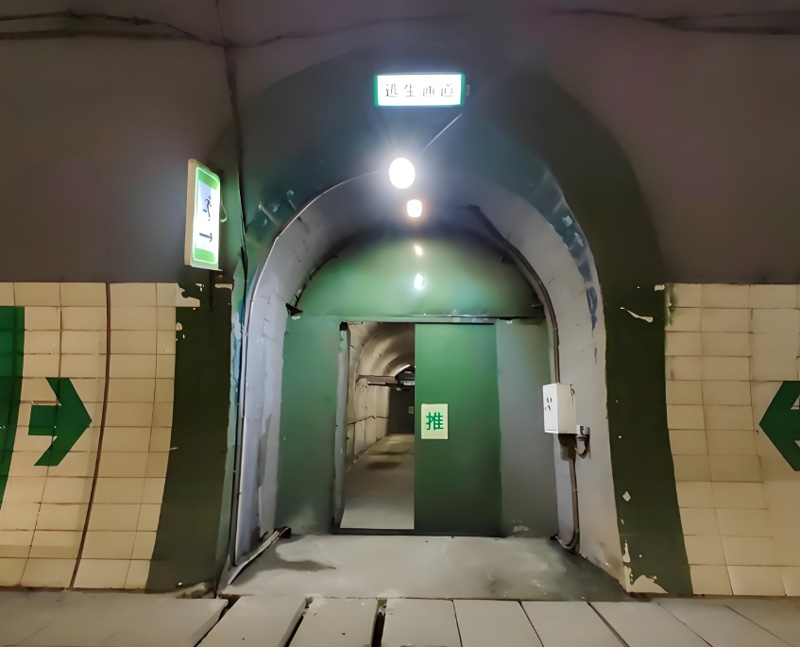 铁路隧道防护门