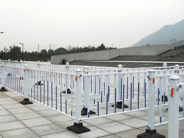 银川市锌钢护栏网制造厂家